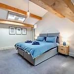 بيت للعطل 4 Bed In Hawkswick Oc-o27755 *
