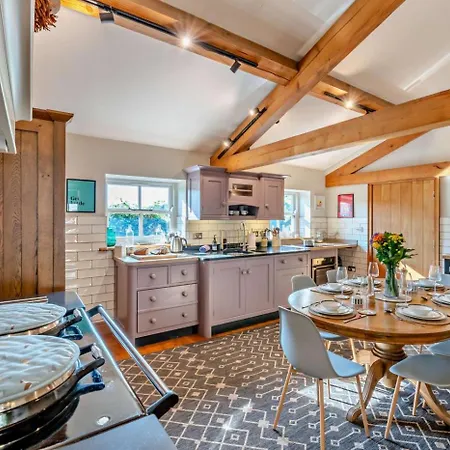 4 Bed In Hawkswick Oc-o27755 * Arncliffe