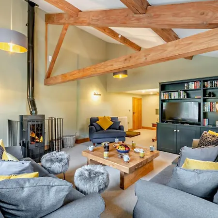 Holiday home 4 Bed In Hawkswick Oc-o27755 *